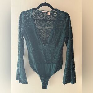 Bell Sleeve Lace Long Sleeve Bodysuit